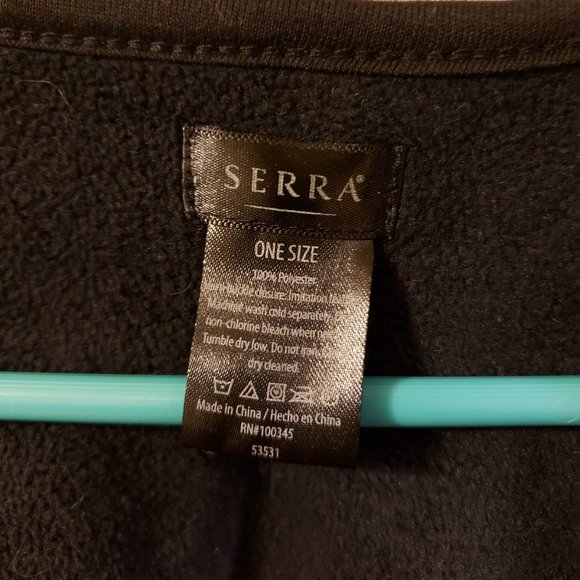 INVENTORY REDUCTION Serra Black/Grey Cape Wrap One Size - Picture 3 of 3